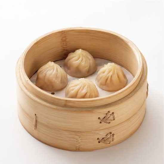 Steamed Pork Dumplings 小籠包 (4)